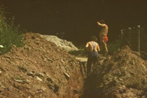 Schachtarbeiten auf vollen Touren